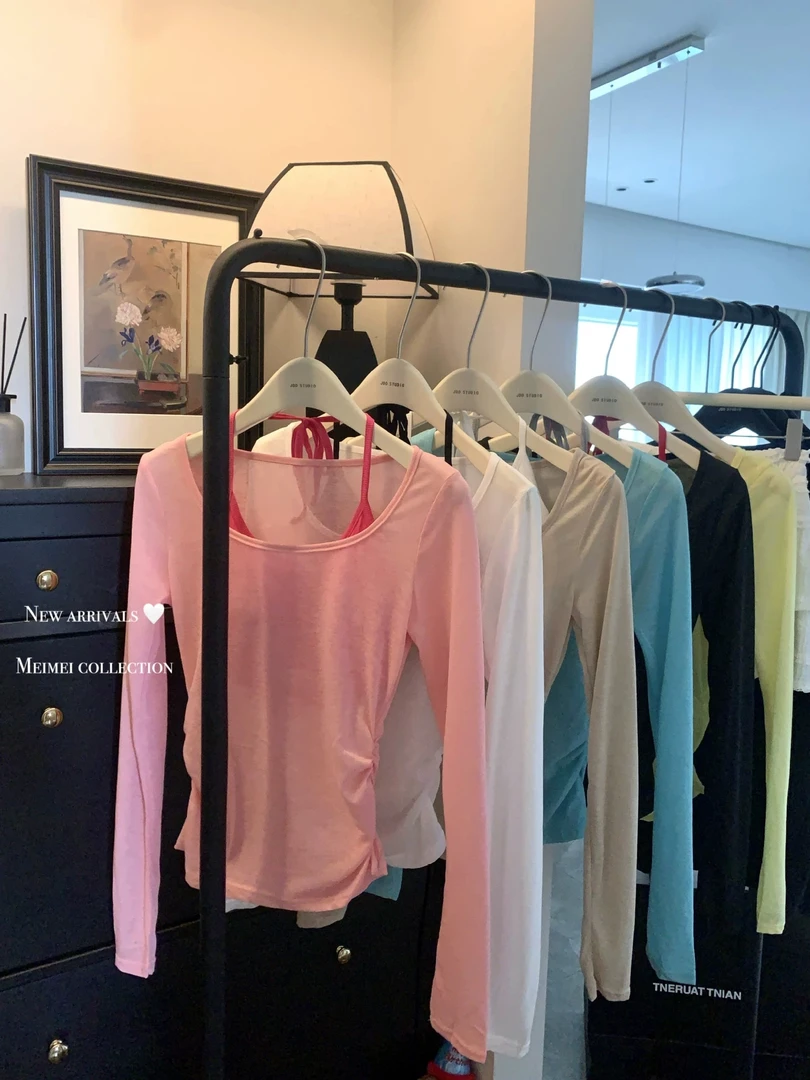 套装两件套夏季褶皱背心挂脖女百搭纯欲风内搭设计性感欲针织上衣