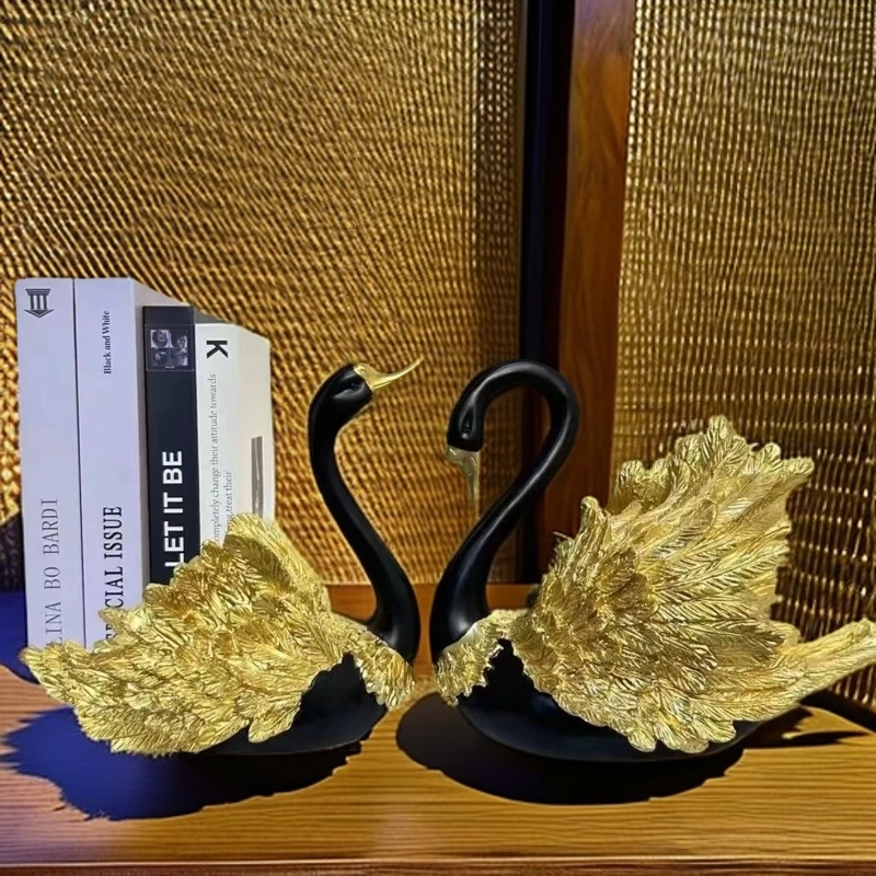 欧式现代情侣版黑天鹅工艺品客厅摆件高级天鹅酒柜装饰结婚礼物