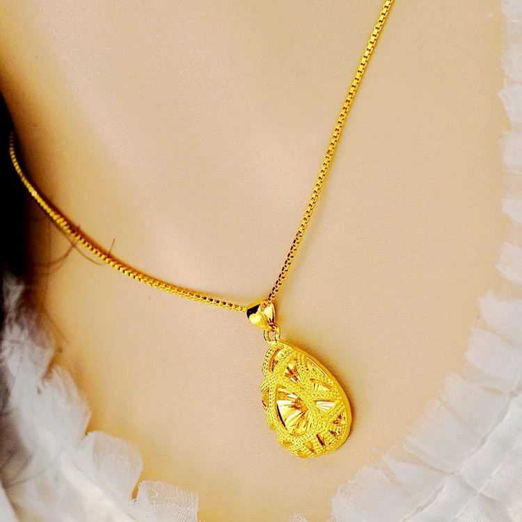 合金项链 轻奢百搭黄金色水滴坠链时尚项坠18K镀金女款精美项链