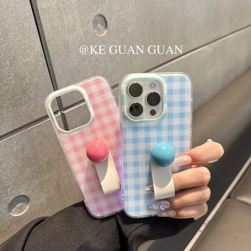 ins风磨砂格纹环扣苹果15promax手机壳粉色圆球iphone14女款13/12