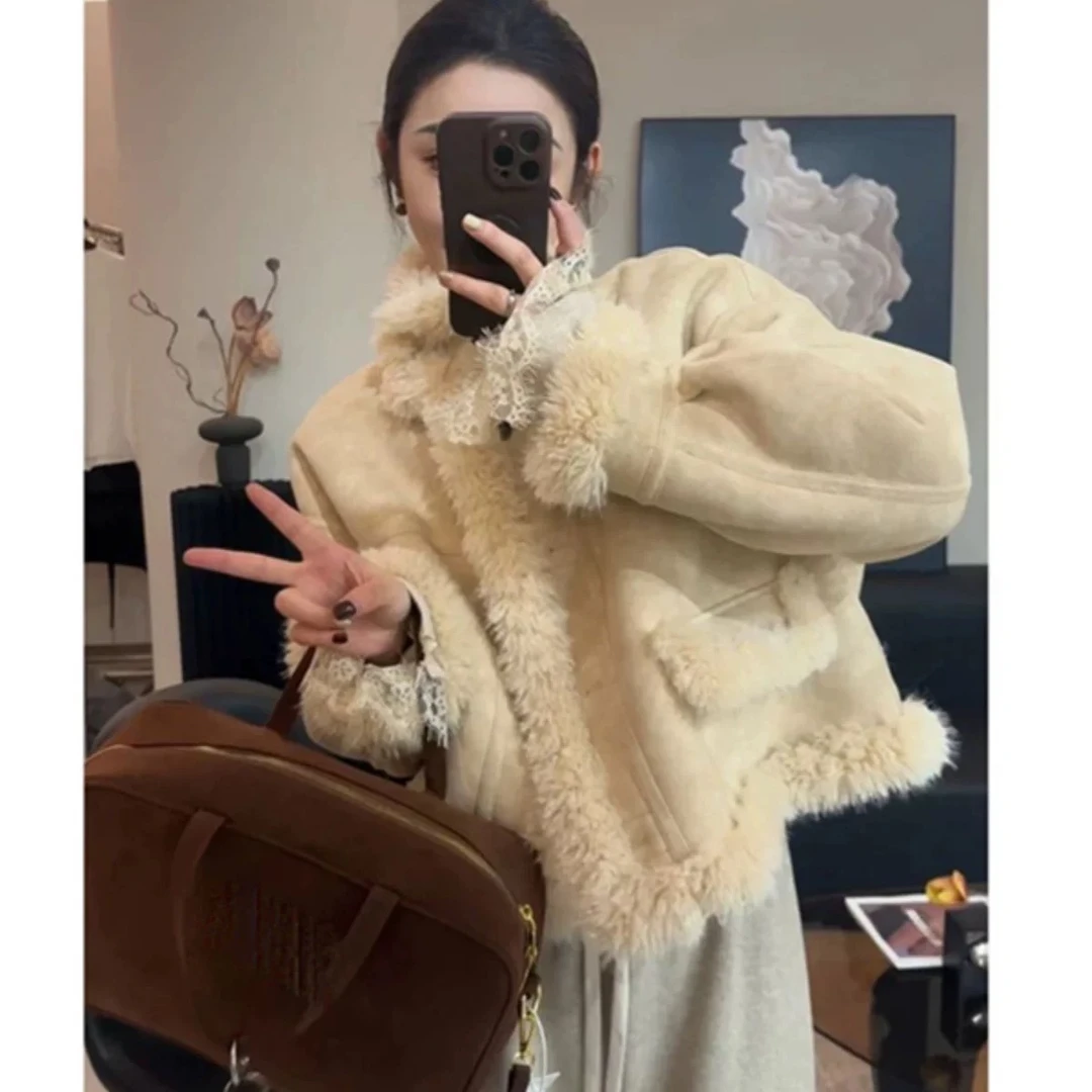 2024冬季新款皮毛一体加厚短款外套女装时髦洋气长袖别致保暖上衣