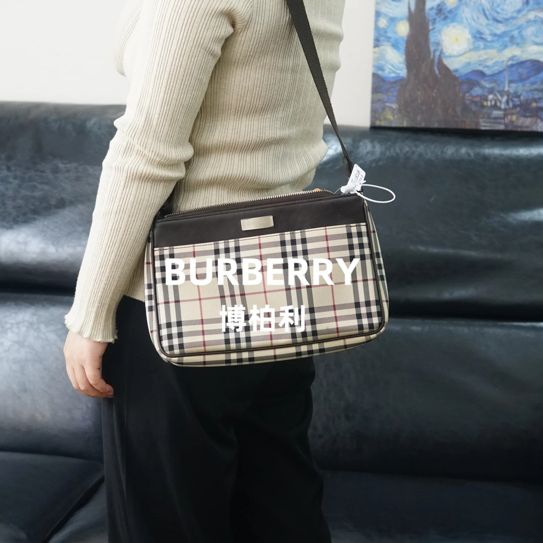 95新 BURBERRY/博柏利 巴宝莉/格纹斜挎包/JJ11128218/8218
