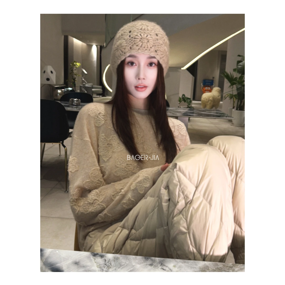 3-宝儿家含幂BV66524410冬季新款穿搭立体手工勾花花朵山羊绒毛衣