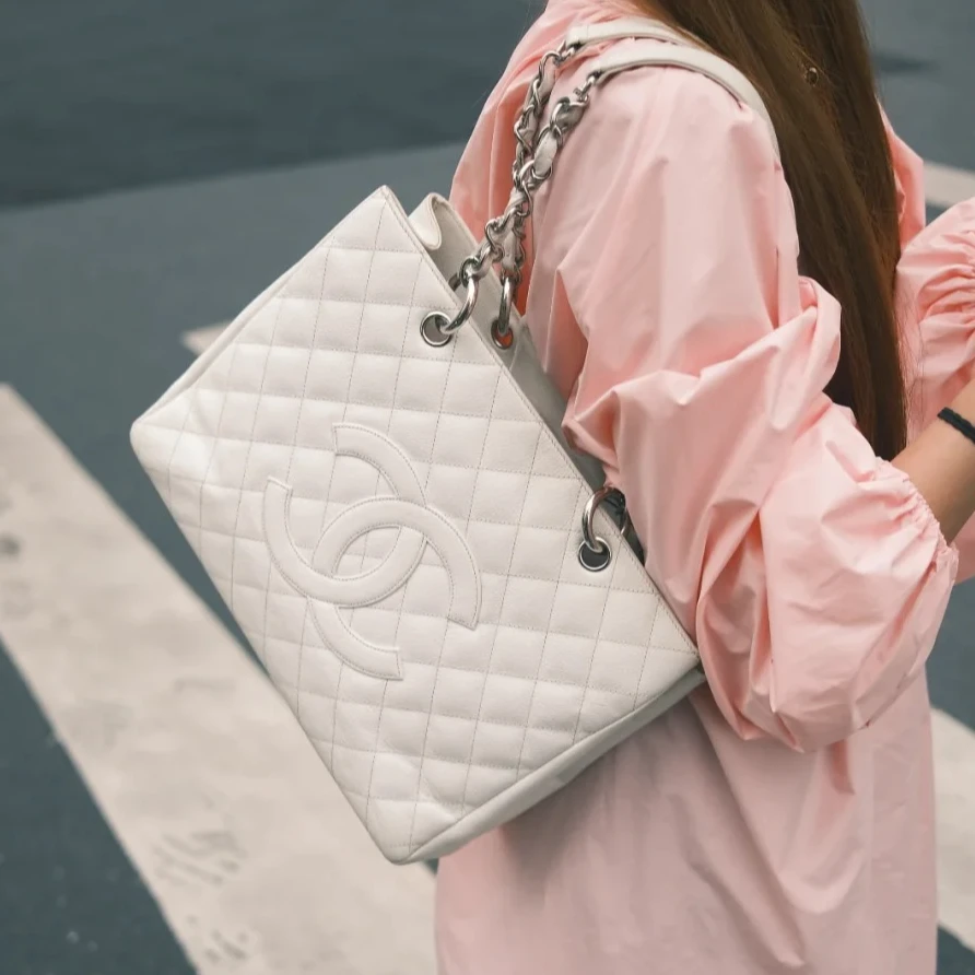 99新 Chanel/香奈儿 chanel gst白银单肩包/公价无/甄选