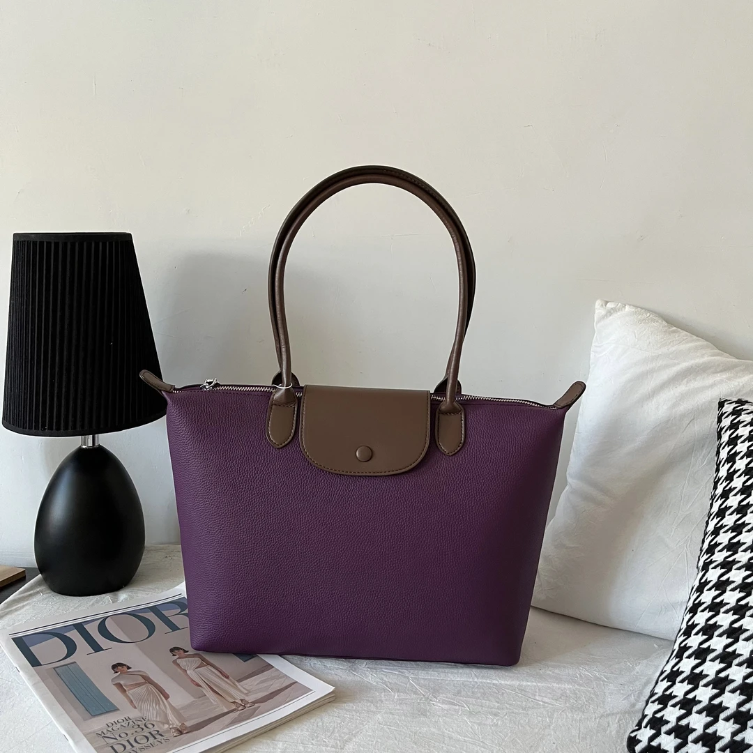 新款气质潮流大容量真皮单肩包《601》