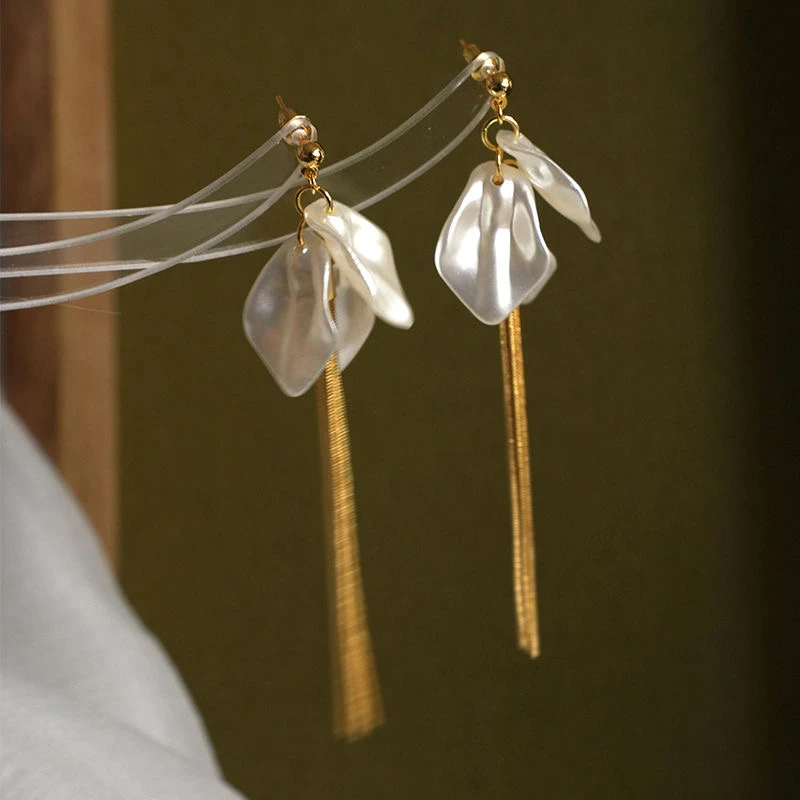 铜合金耳饰 流苏花瓣耳环长款夸张耳钉温柔高级感耳坠设计感耳饰