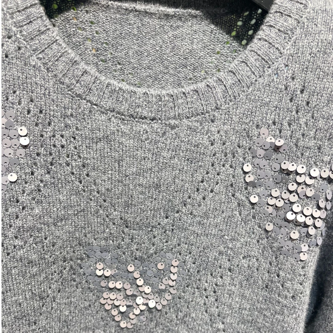 雾道时尚洋气上衣