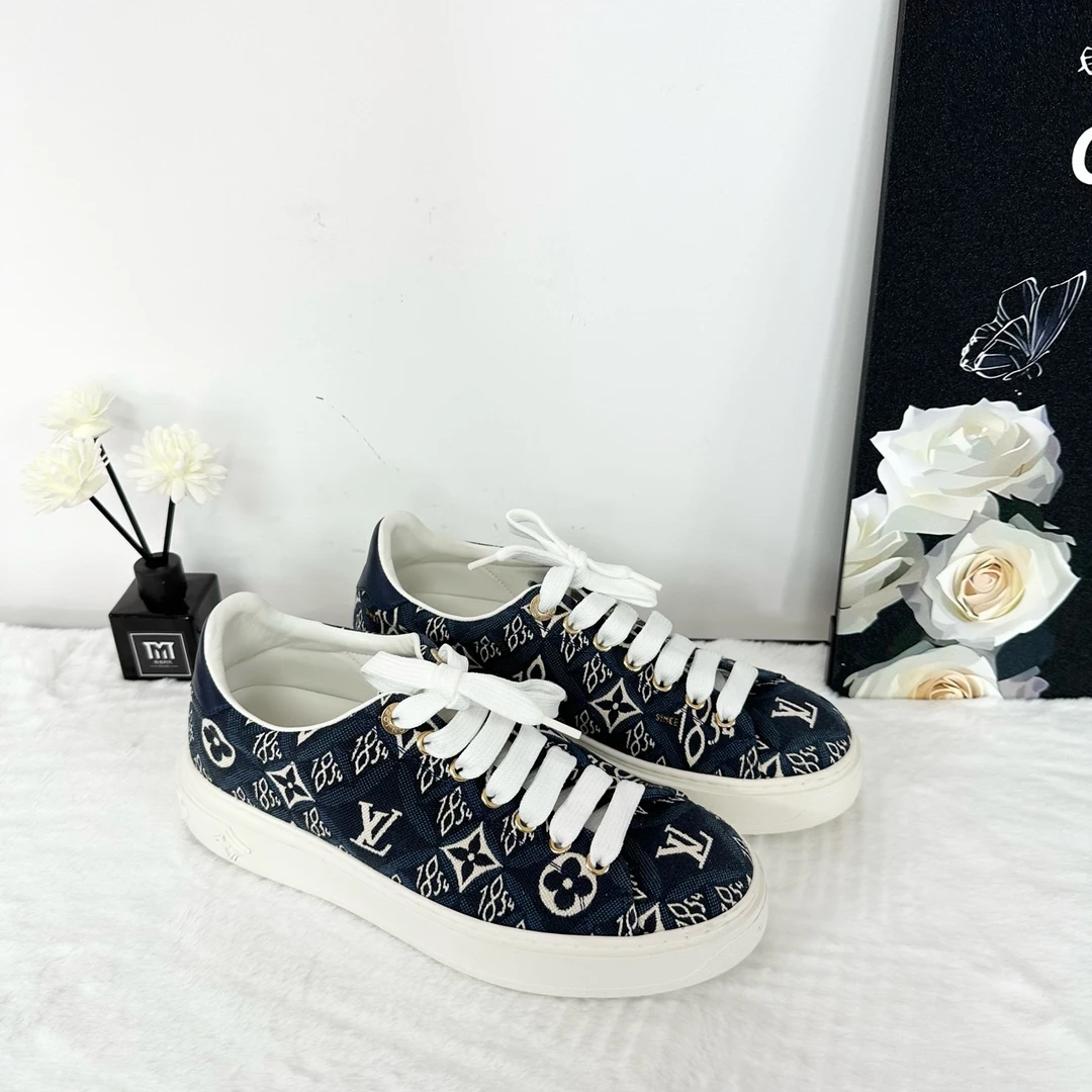 lv/37码/蓝色牛仔运动鞋/99鞋/TT0101
