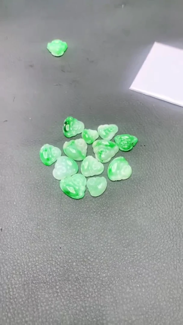 【闪购商品】翡翠颈饰未镶嵌多样性发货