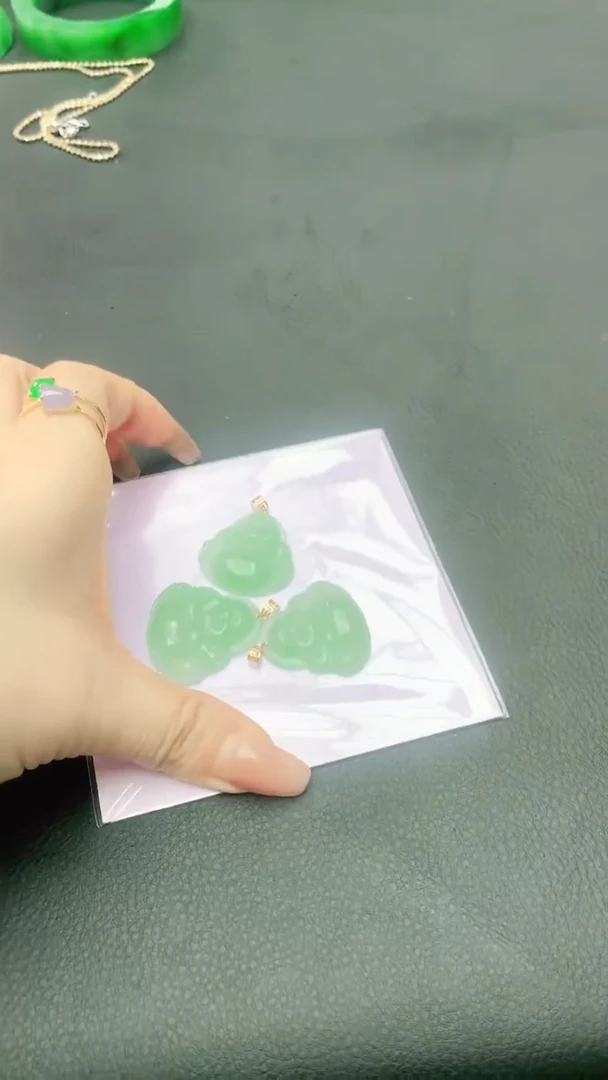 【闪购商品】翡翠颈饰18K金镶嵌多样性发货