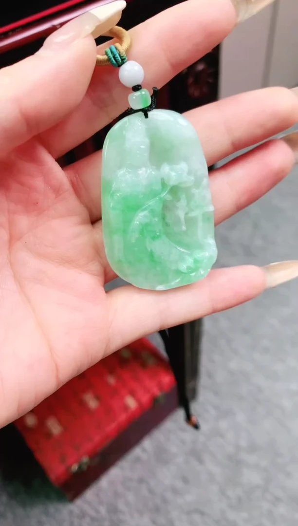 【闪购商品】翡翠颈饰未镶嵌1
