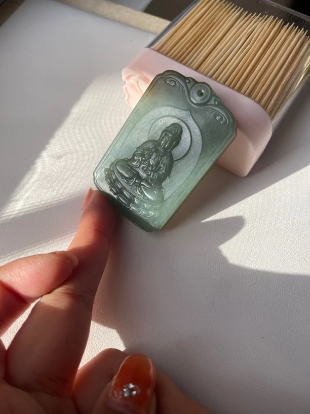 天然和田玉且末糖男士46正装山水观音牌双面雕