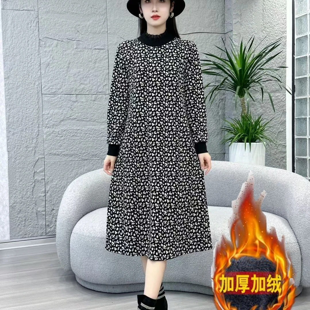 加绒秋冬季高档加厚连衣裙修身显瘦新款长袖时尚气质妈妈保暖打底