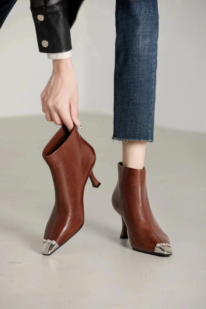 2024秋冬高端时尚气质百搭短靴
