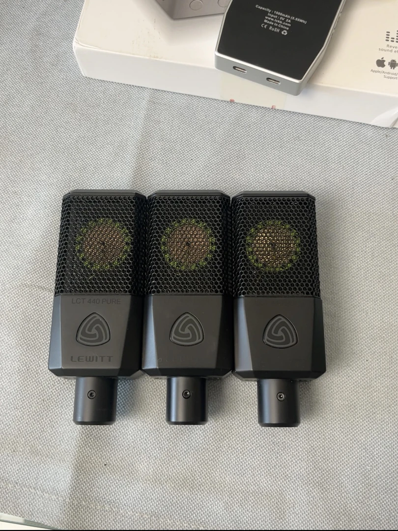 9新  正品9新无盒子莱维特440大振膜麦克风电容麦克风配件齐全