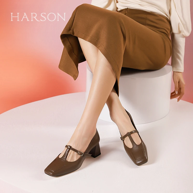 Harson/哈森秋季时尚百搭高跟鞋粗跟漆皮单鞋气质高跟鞋HWS240128