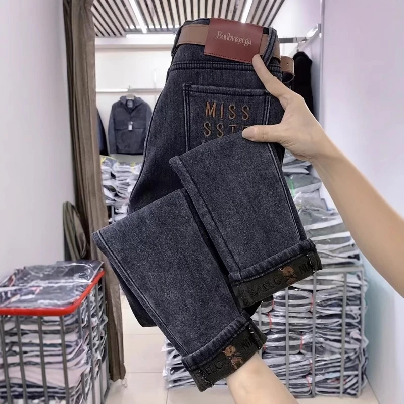 2024年冬季加绒弹力显瘦小脚直筒牛仔裤大码微胖MM百搭修身铅笔裤