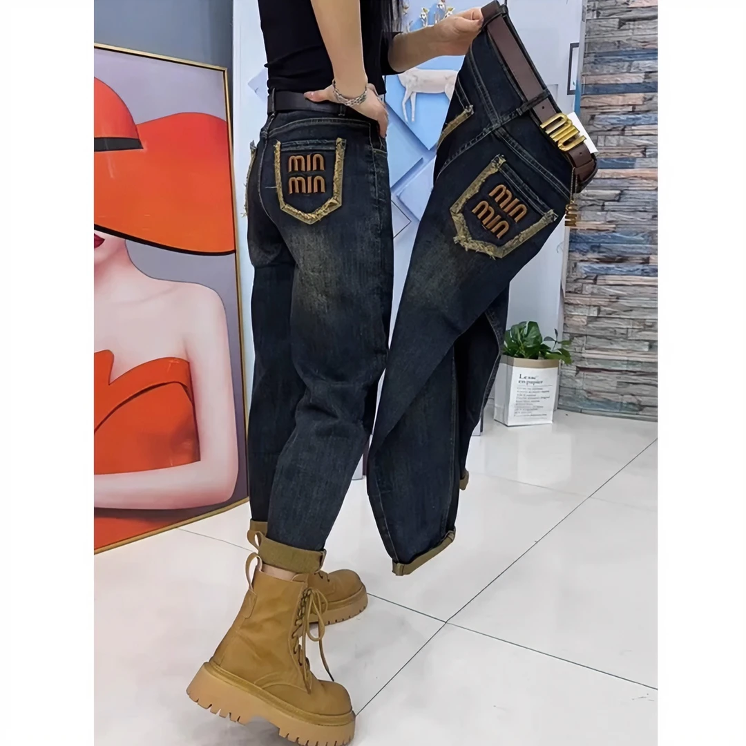 大码牛仔裤女秋冬2024年加绒哈伦裤梨型身材显瘦九分直筒老爹裤子