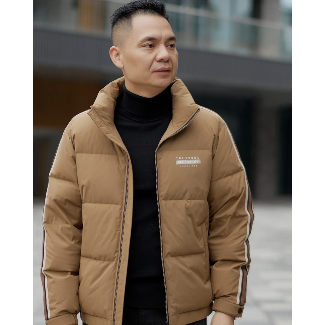 X.TO男装冬季保暖加厚防风连帽休闲百搭短款立领羽绒服T114037519
