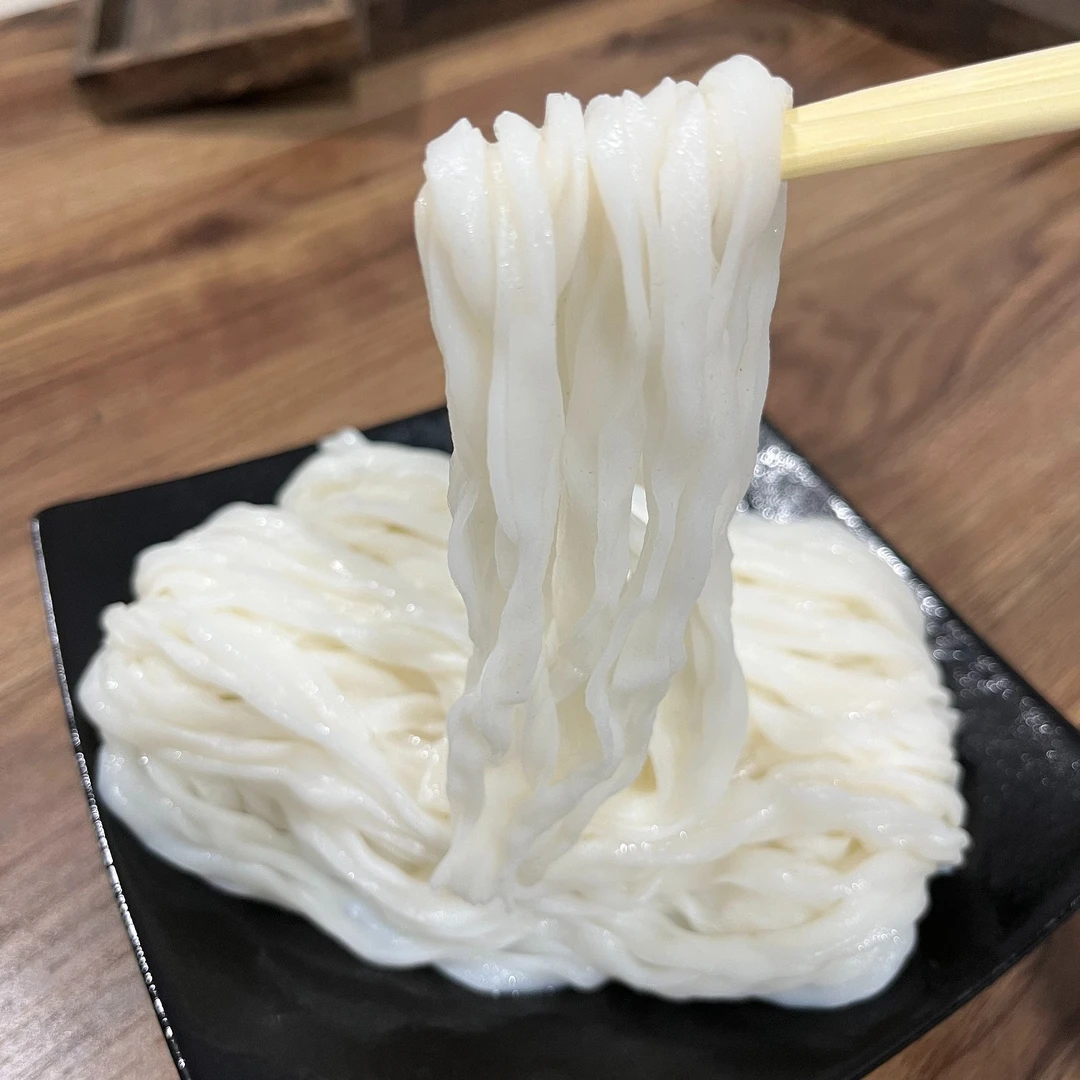 新鲜切粉湿米粉生料粉老友粉河粉六盒200g一盒（当天生产新鲜粉）