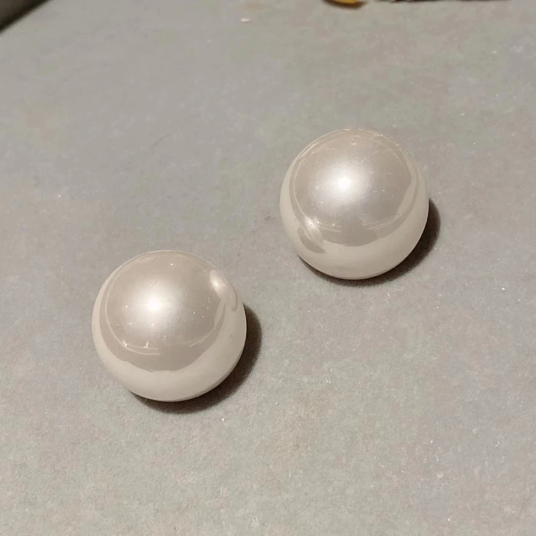 非金属仿珍珠耳饰 精致半圆白珠耳钉