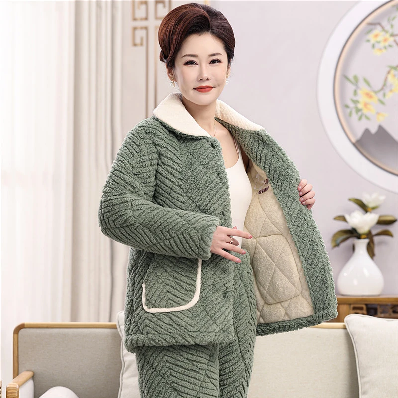 中老年妈妈珊瑚绒夹棉睡衣冬季三层加厚加绒可外穿保暖家居服套装