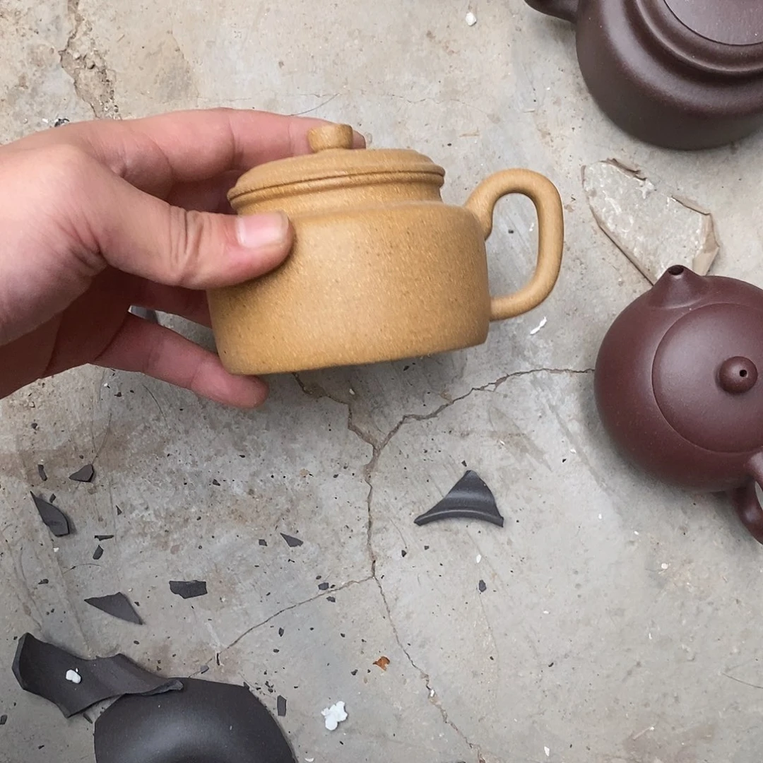 紫砂茶壶微瑕黄金段德钟
