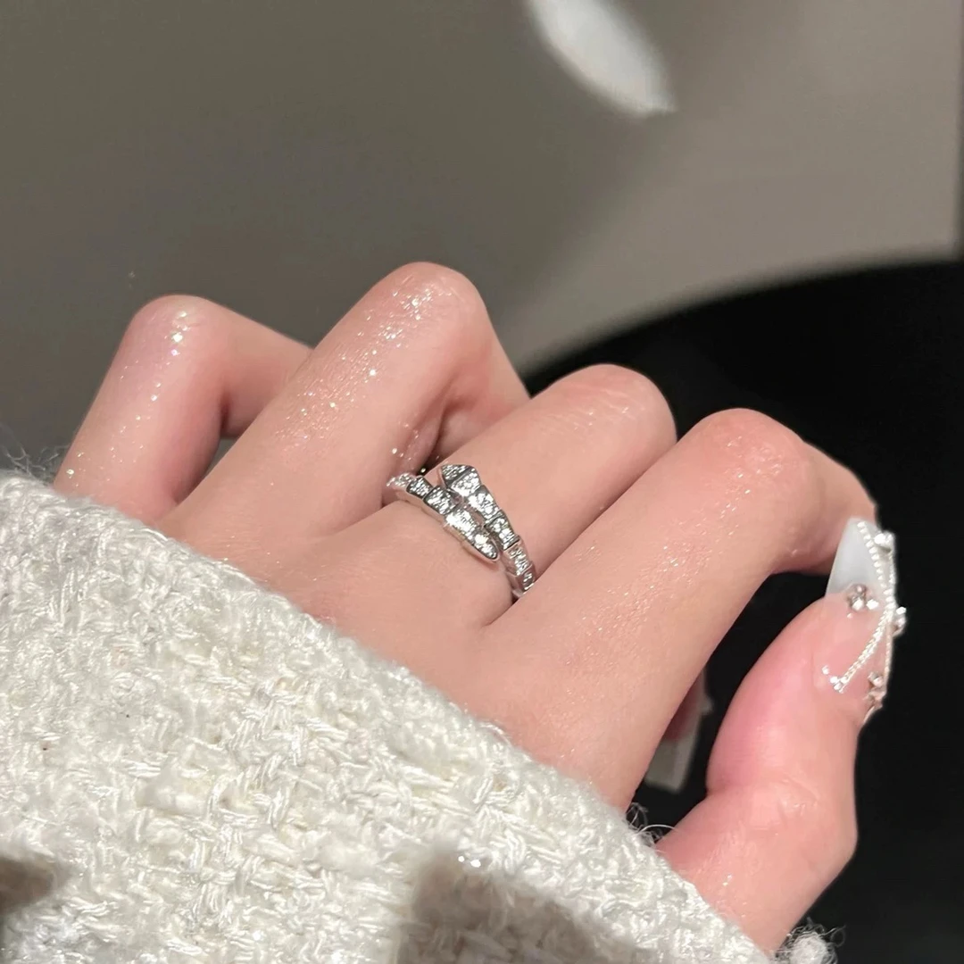 JIN BAI ZHENG 钛钢合成锆石戒指 个性百搭灵蛇戒指女精致不掉色