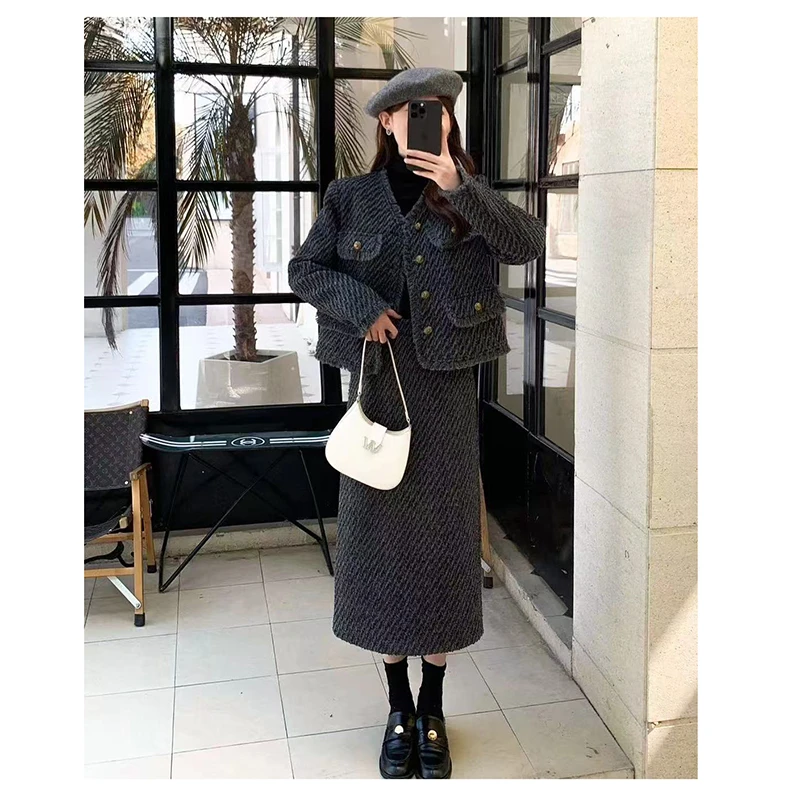 【90白鸭绒套装】2024秋冬新款加厚白鸭绒绵羊毛小香风套装