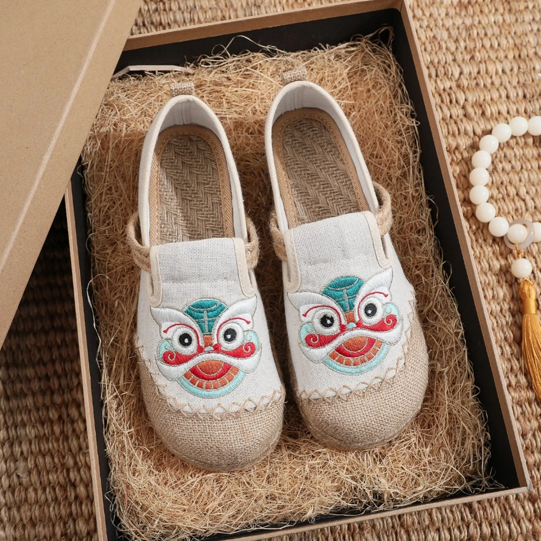 春夏新款绣花软底透气复古中国风平底民族风绣花汉服绣花鞋（2115）