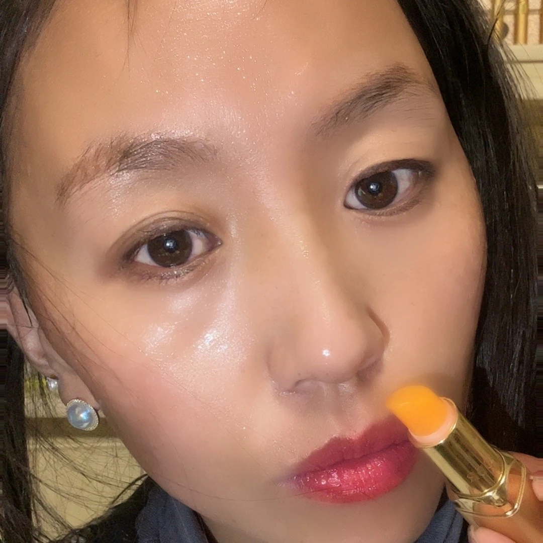 吉吉同款变色润唇膏