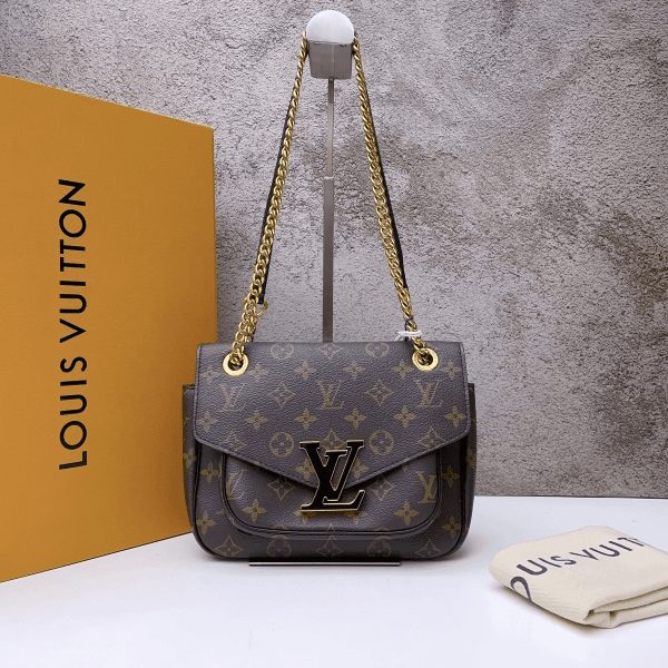 99新 LV 鸭鸭甄选/单肩包/市场价30000/240730MY0039