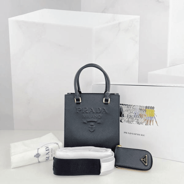 99新 Prada/普拉达 鸭鸭甄选/单肩包/市场价25000/240726MY0029