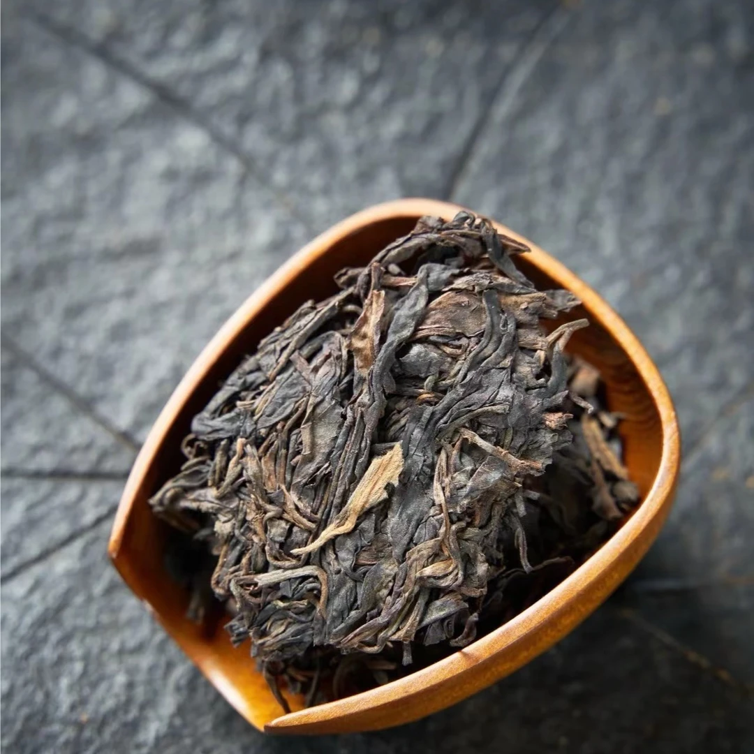 普洱生茶 2012年老班章古树茶饼整件 昆明纯干仓【私藏高货分享】