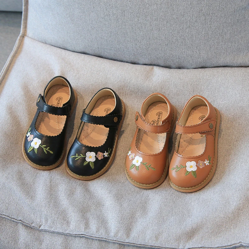 2024新款女孩童鞋中国风软底皮鞋宝宝鞋高跟爆款鞋子白色儿童皮鞋