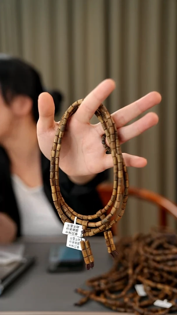 【闪购商品】沉香手串桶珠多圈