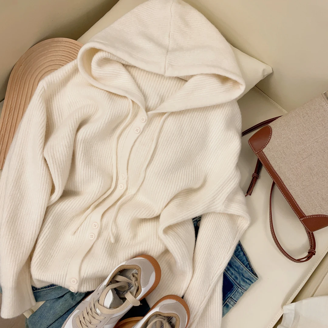 毛衣连帽纯色宽松秋冬套头时尚长袖