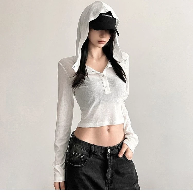 酷辣拽姐长袖连帽T恤衫女夏季薄款上衣设计感露脐减龄白色防晒衣