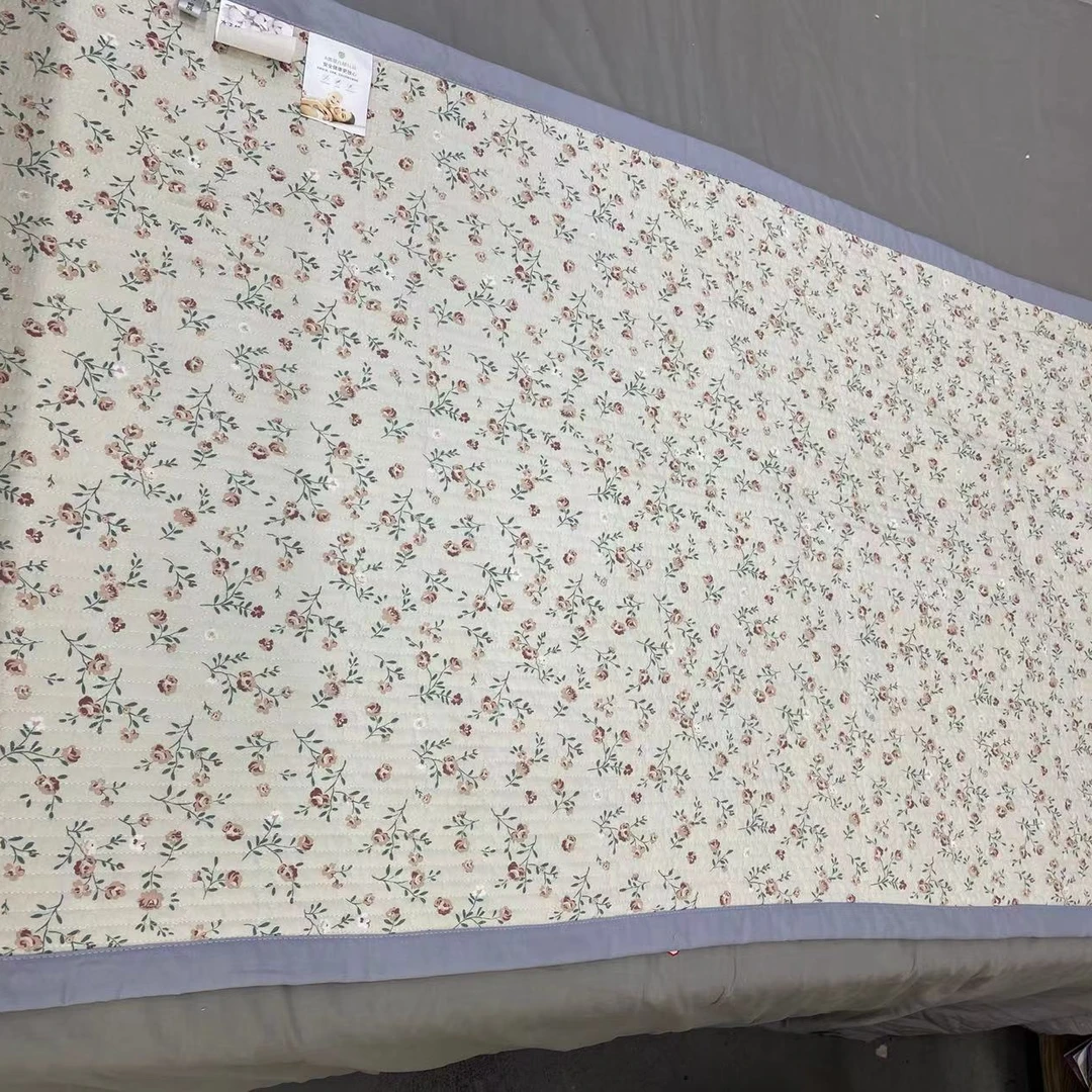 曼塔玫瑰四季通用水洗棉床盖加棉双面多功能绗缝可机洗90*200cm