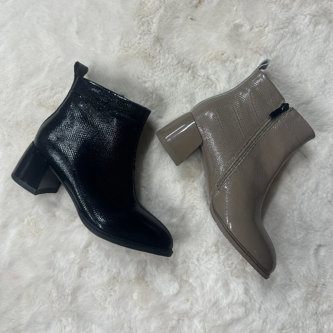 39138505气质时尚百搭粗跟高跟尖头方头秋冬