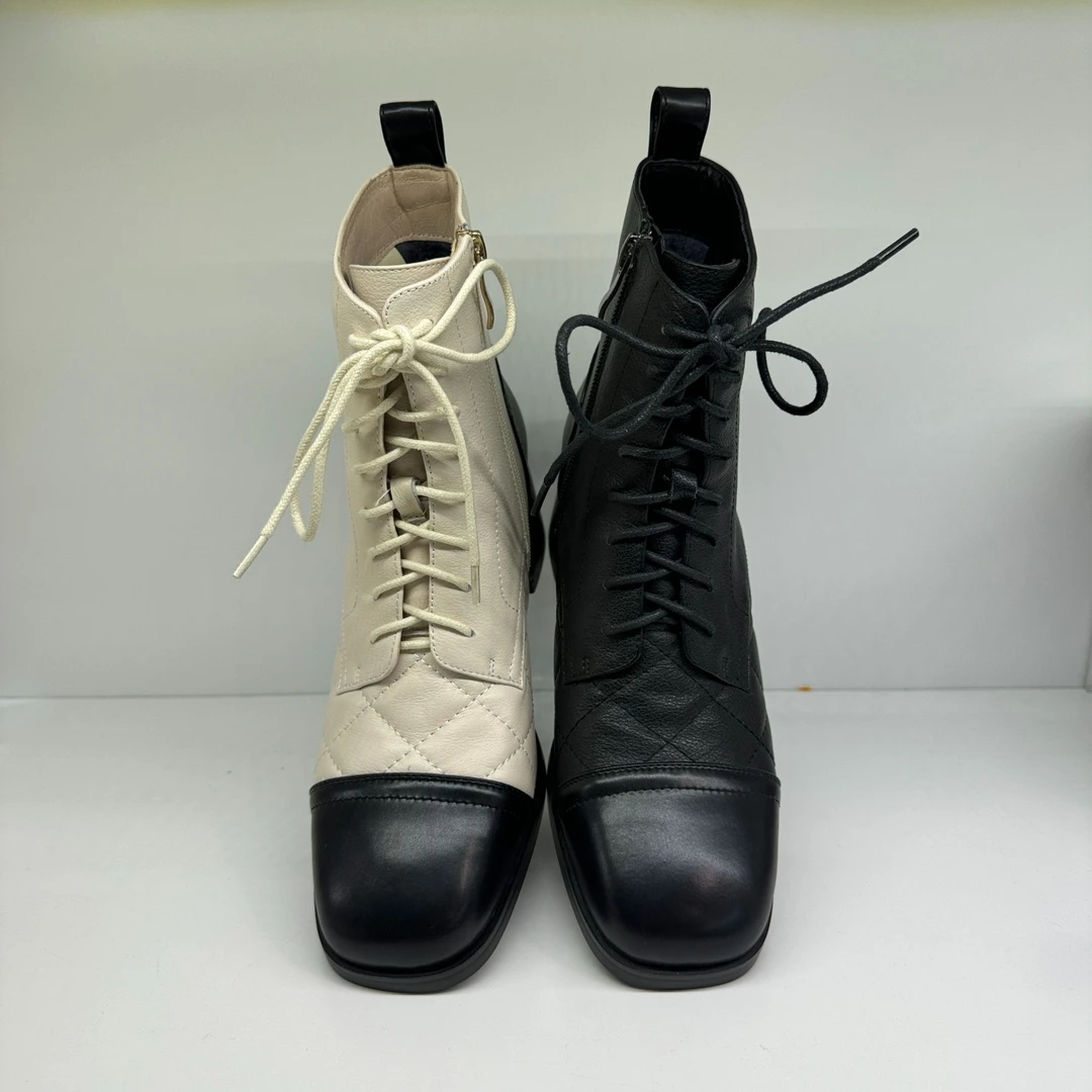 E126A-6209秋季新款舒适时尚百搭马丁靴