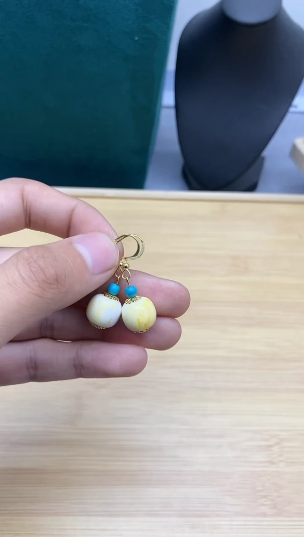 【闪购商品】琥珀耳饰银S925镀金镶嵌55