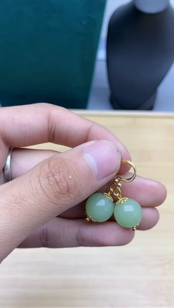 【闪购商品】和田玉耳饰银S925镀金镶嵌49