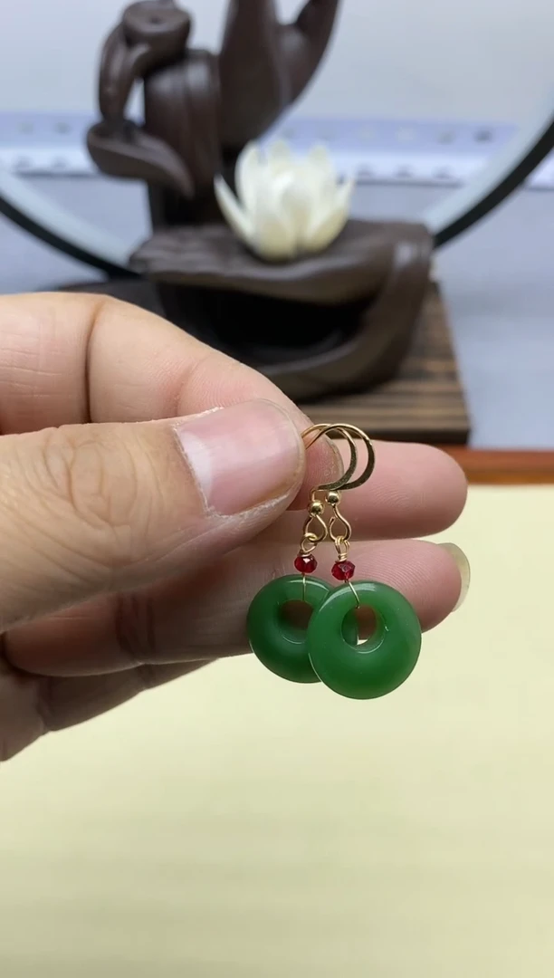 【闪购商品】和田玉耳饰银S925镀金镶嵌37