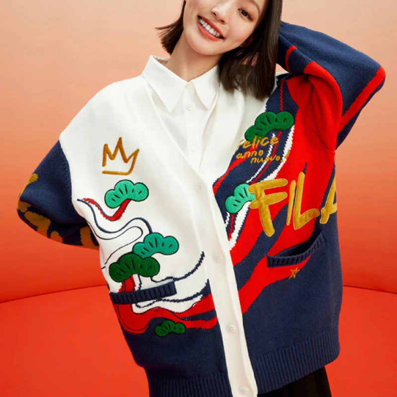 Fila/斐乐女款毛衣【龙年限定】杨幂同款龘龘编织毛衣-F11W419408F