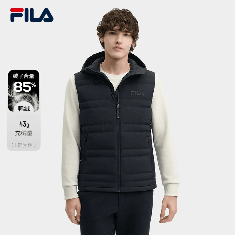Fila/斐乐男子连帽薄款羽绒马甲保暖背心外套时尚休闲F11M448911F