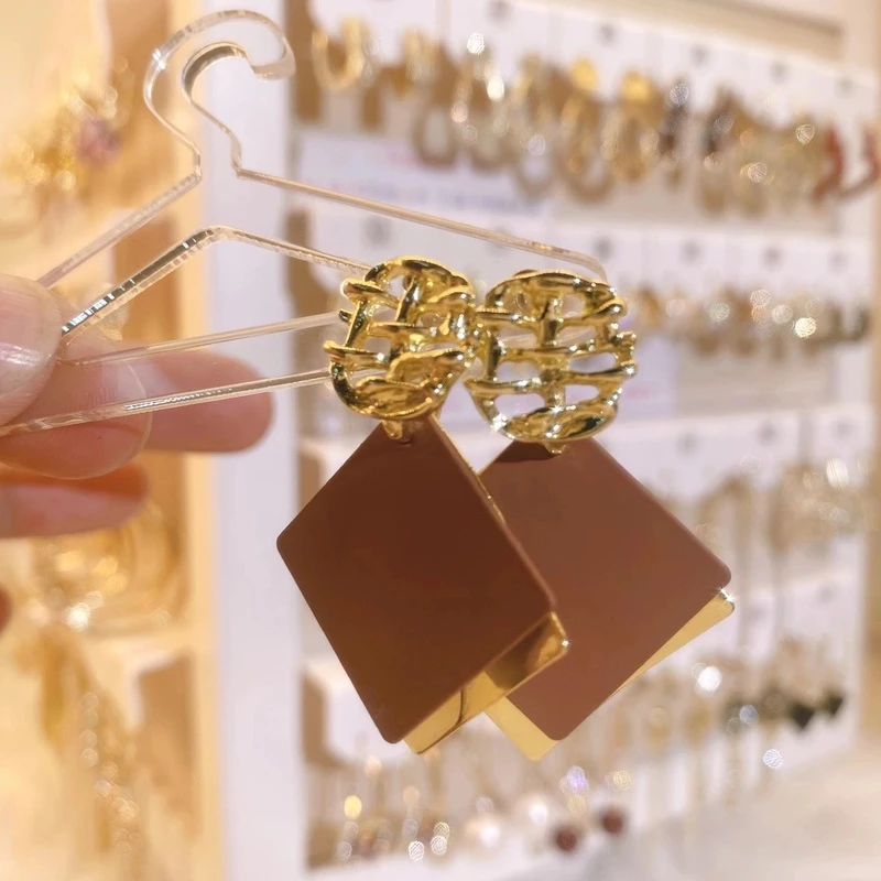 铜合金耳饰 气质轻奢时尚百搭复古小众素款简约LY0355