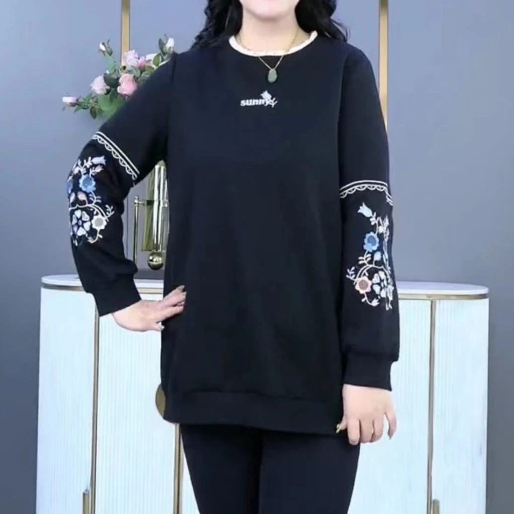 丹思慕设计感绣花藏肉时尚加大码女装减龄通勤休闲百搭卫衣230907