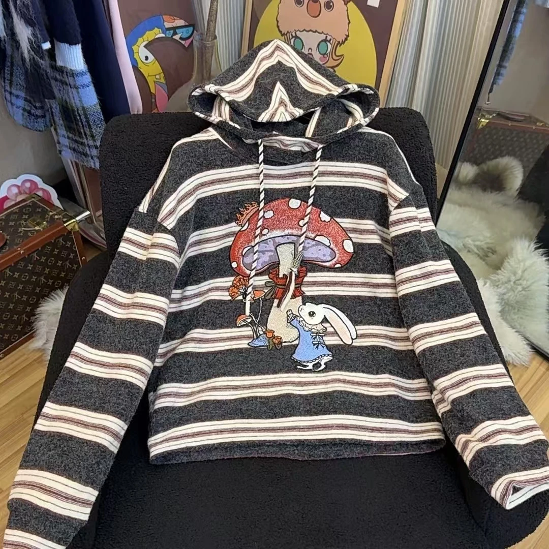 【兜兜】蘑菇小兔 秋冬简约卡通磨毛加厚连帽卫衣 井24-1107A