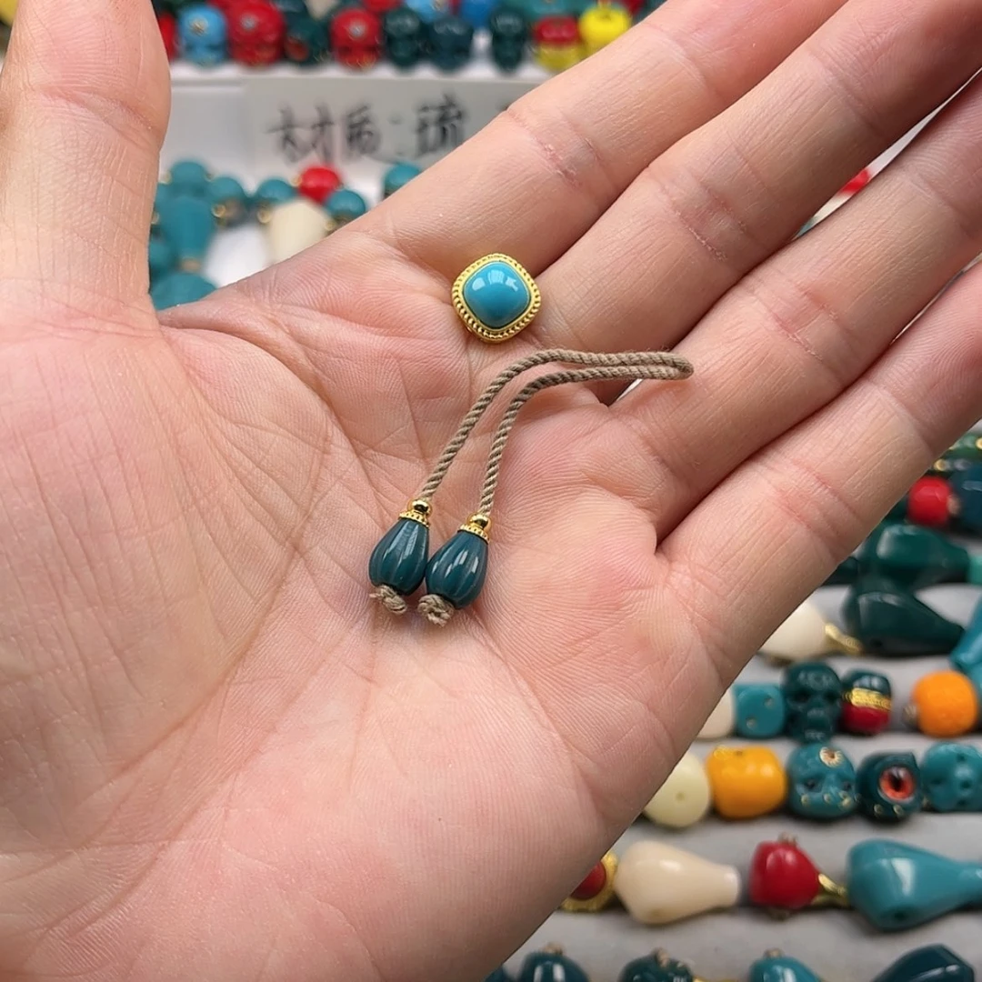 【闪购商品】琉璃颈饰?****?